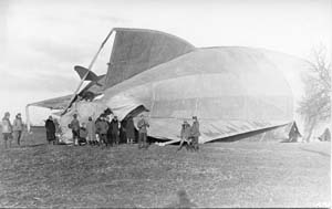 Airship-wreck-WWI-002