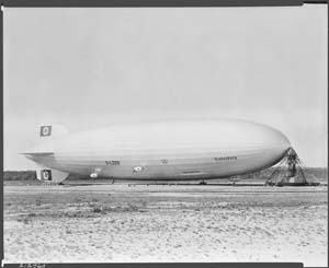 German_airship__Hind#AB45D3