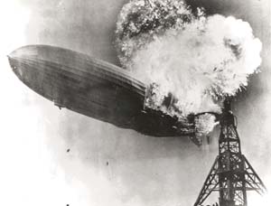 Hindenburg_burning